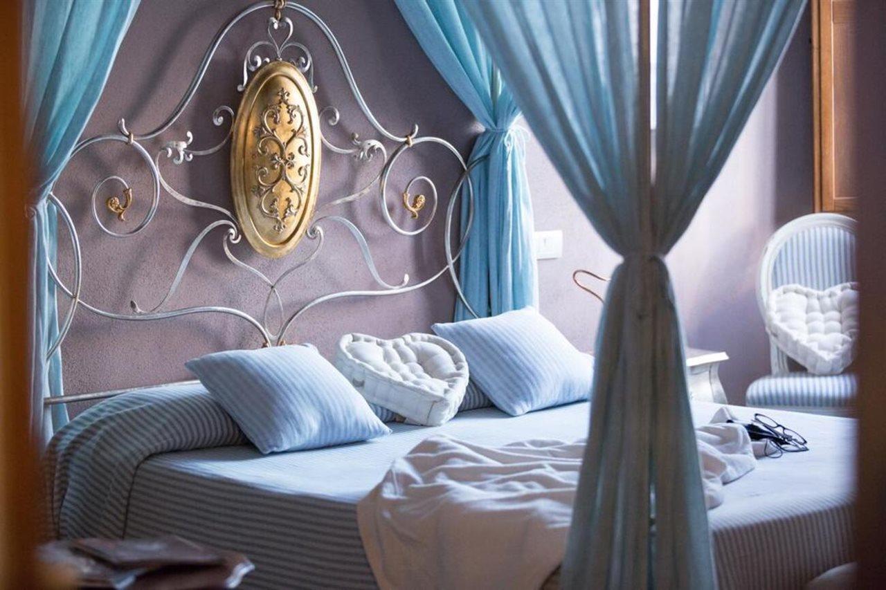 Palazzo Del Capitano Wellness E Relais Hotel San Quirico d'Orcia Ngoại thất bức ảnh