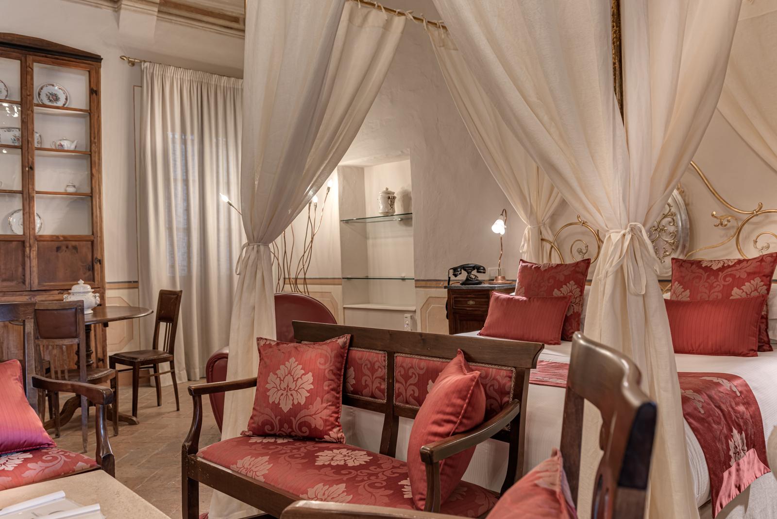 Palazzo Del Capitano Wellness E Relais Hotel San Quirico d'Orcia Ngoại thất bức ảnh